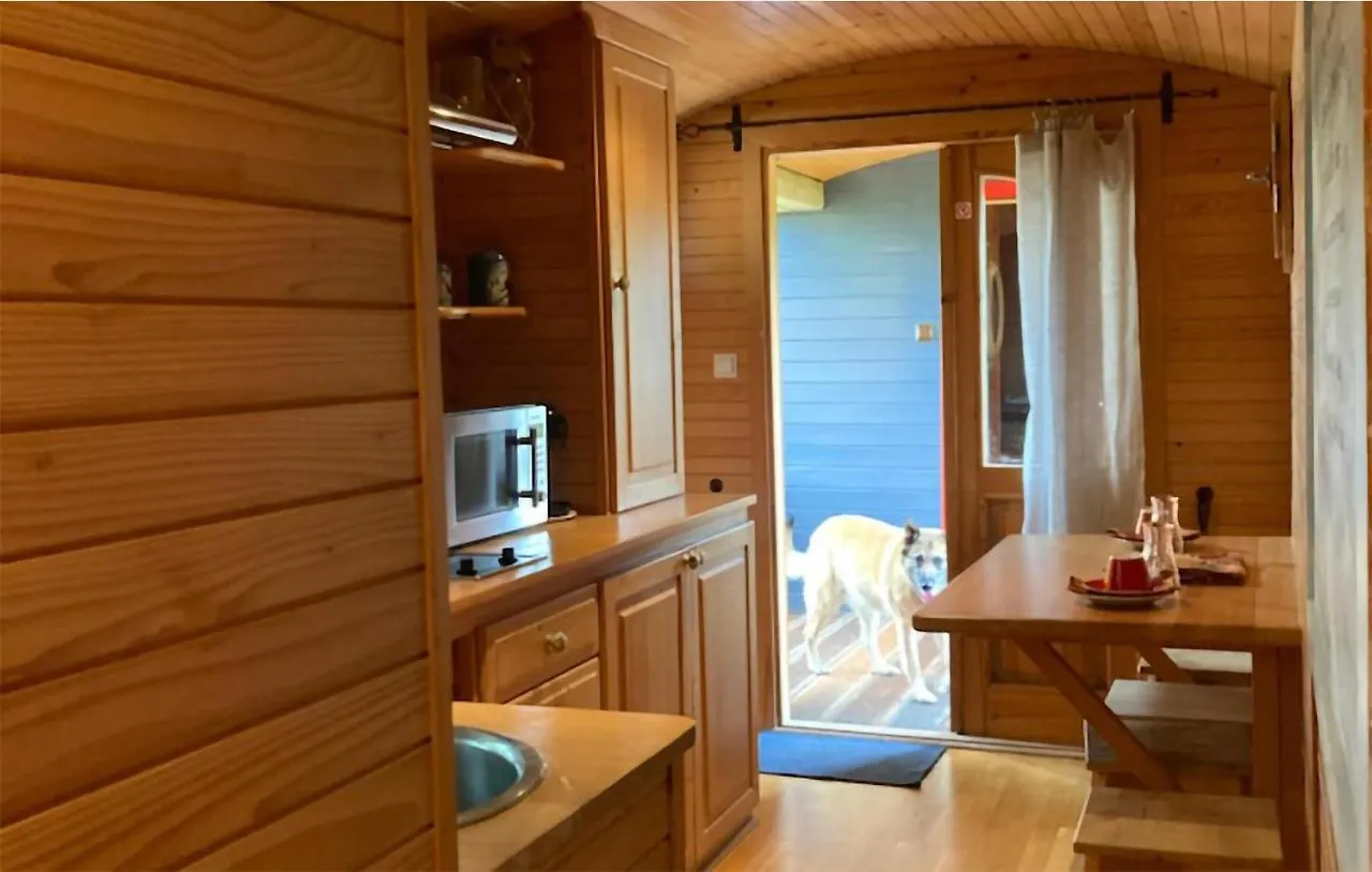 Stunning Stacaravan In Gommenec H Gommenecʼh 0*,  فرنسا